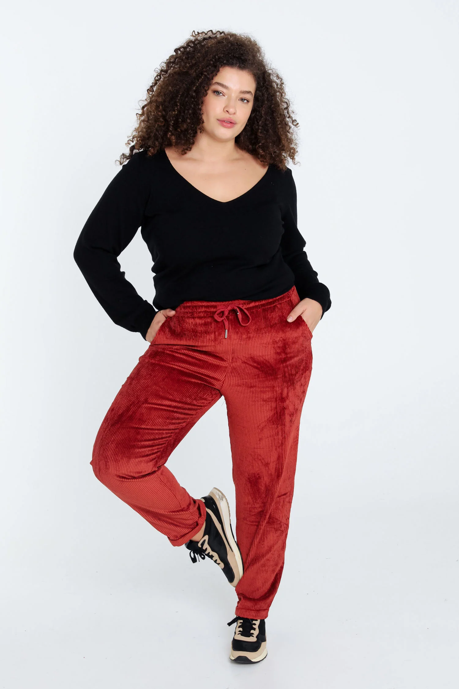 Pantalon chino uni en velours - Image 18