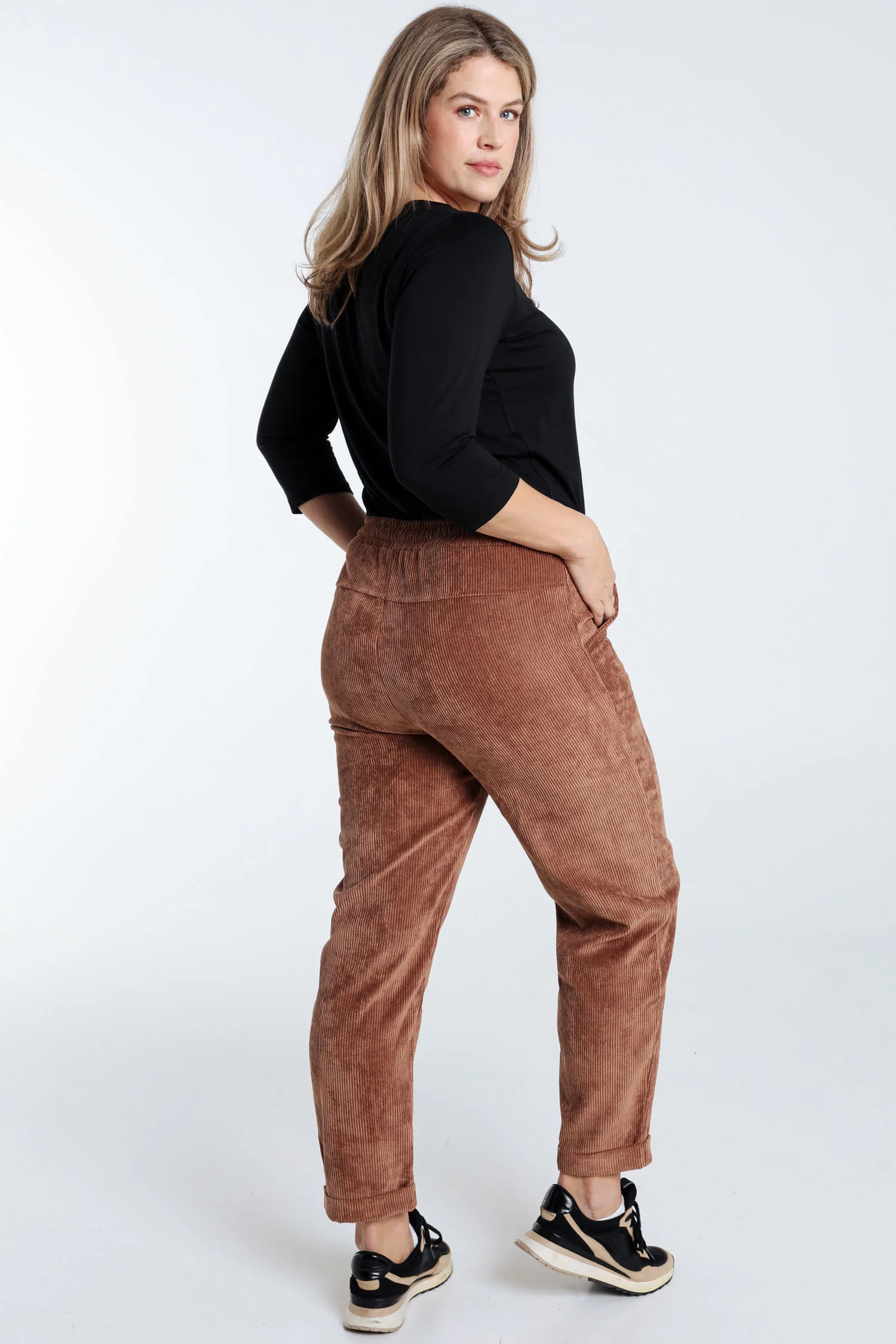 Pantalon chino uni en velours - Image 2