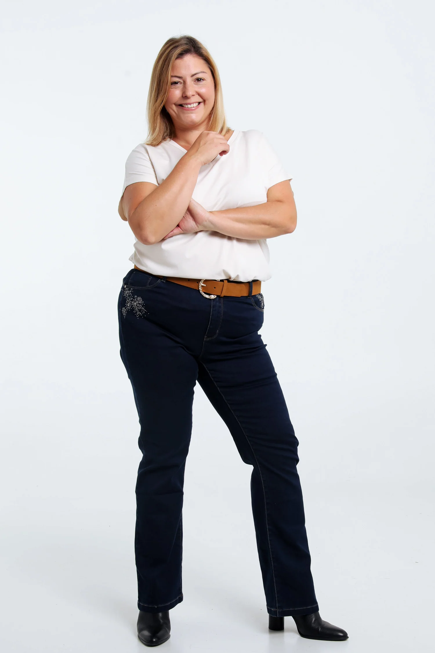Pantalon flare brodé en coton - Image 7