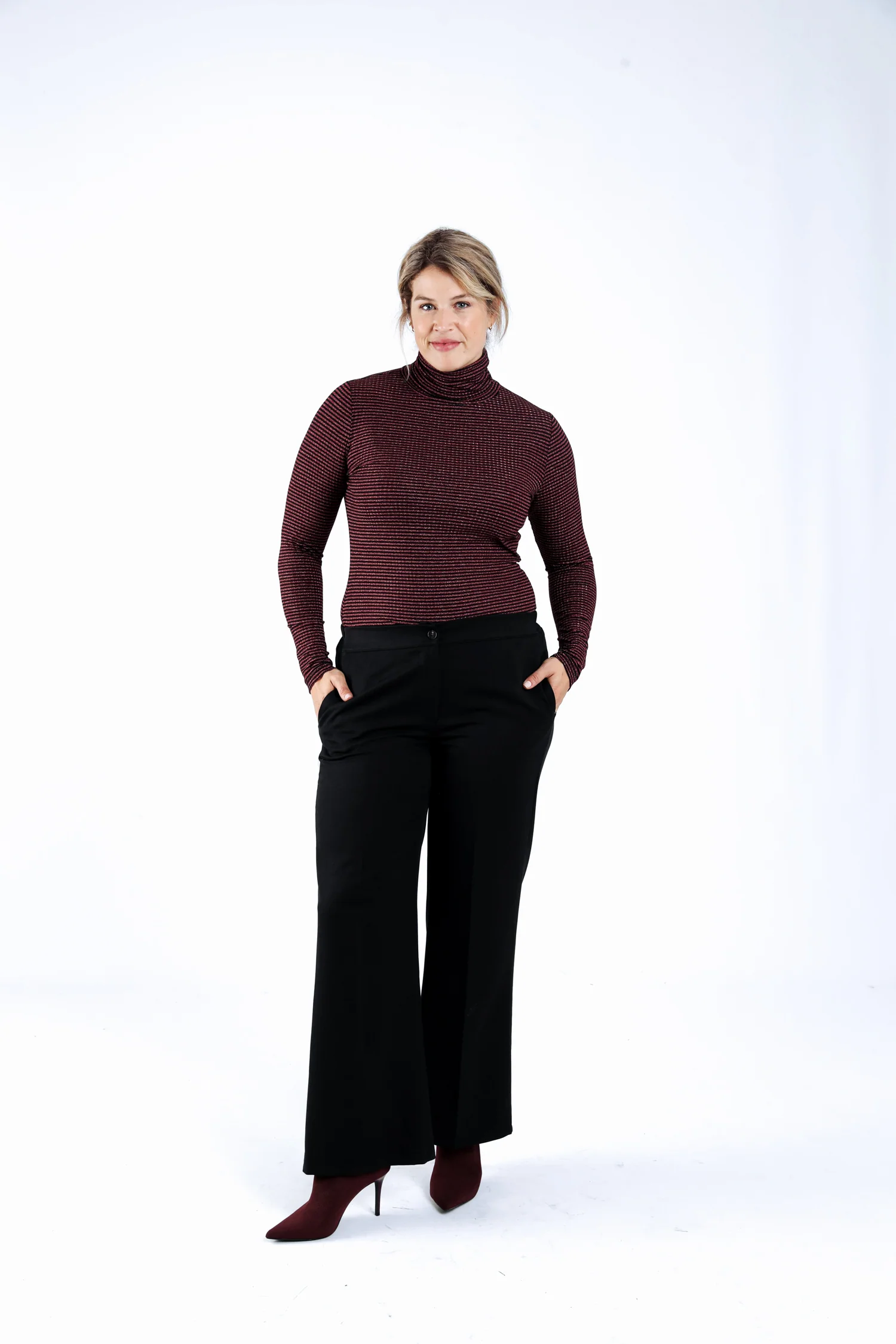 Pantalon large à plis uni