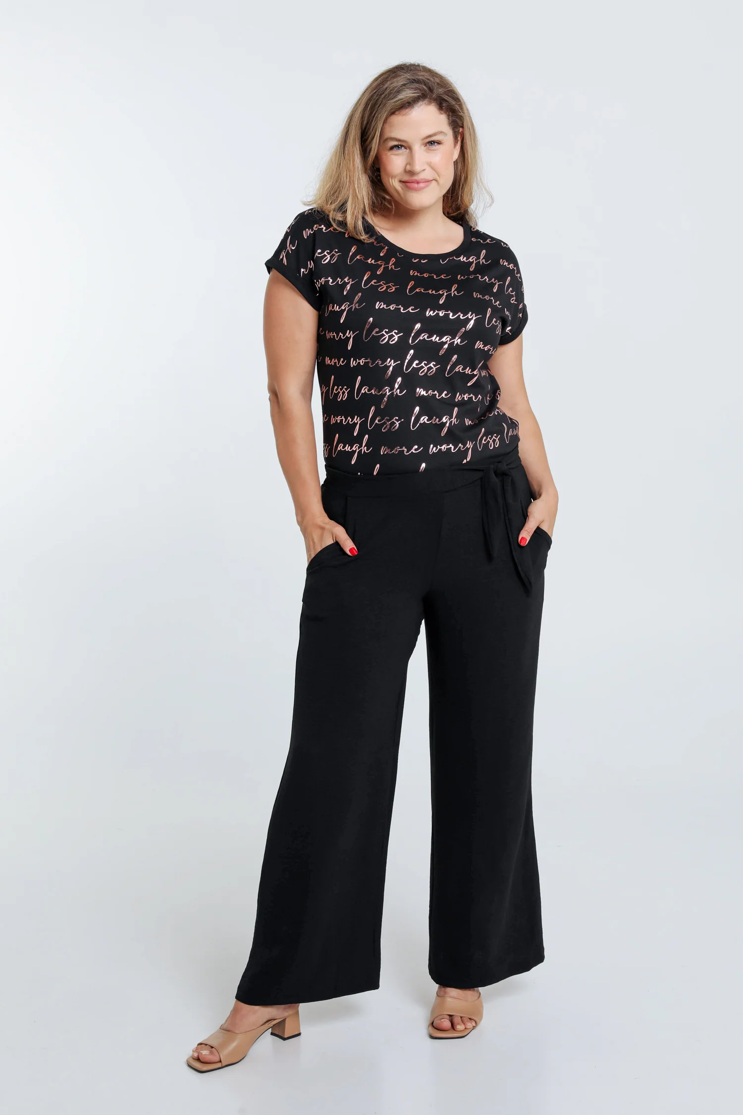 Pantalon large avec nœud - Image 36