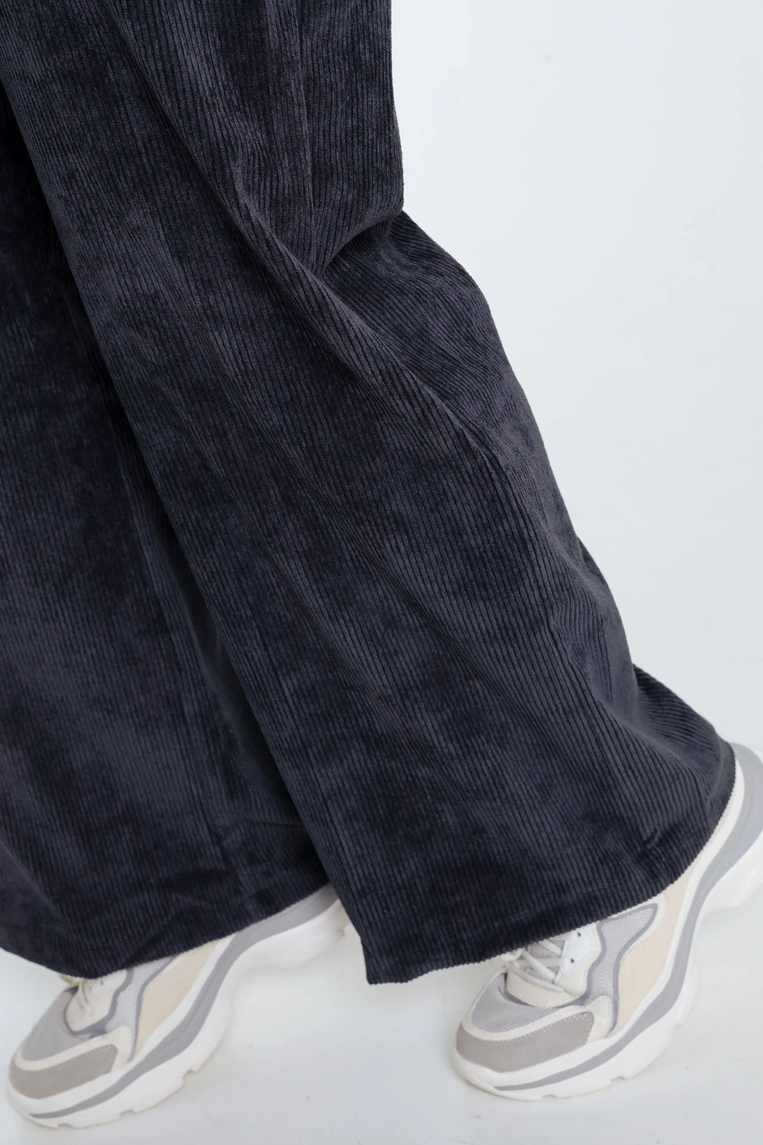 Pantalon large en velours - Image 4