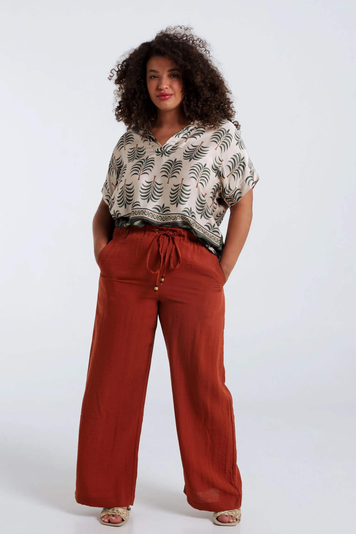 Pantalon large en viscose uni - Image 10