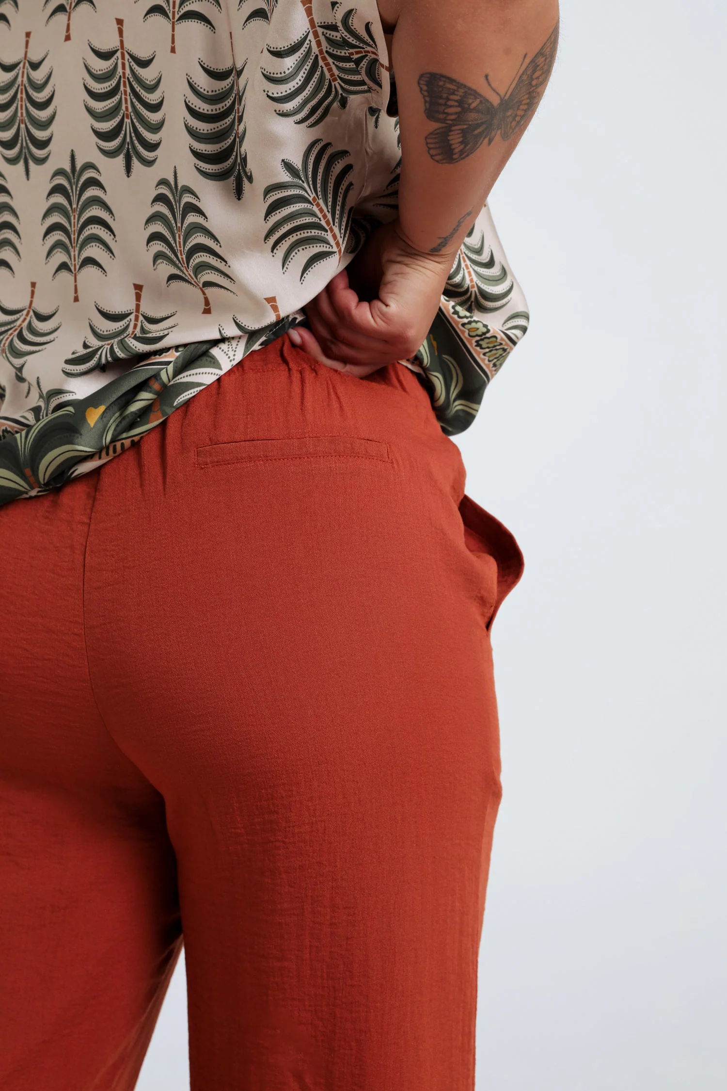 Pantalon large en viscose uni - Image 9