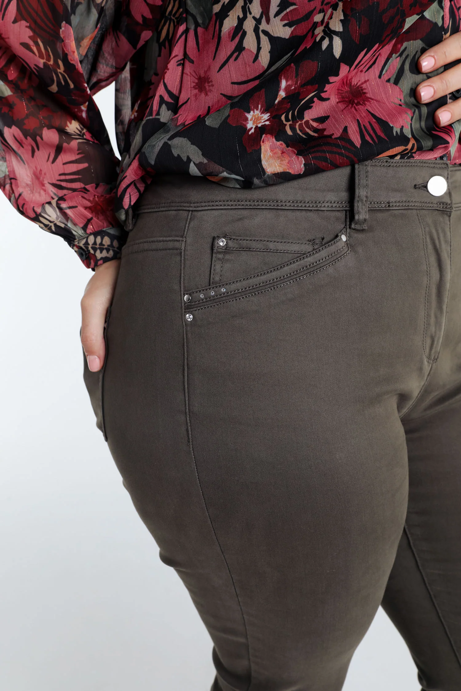 Pantalon slim Louise L32 - Image 14
