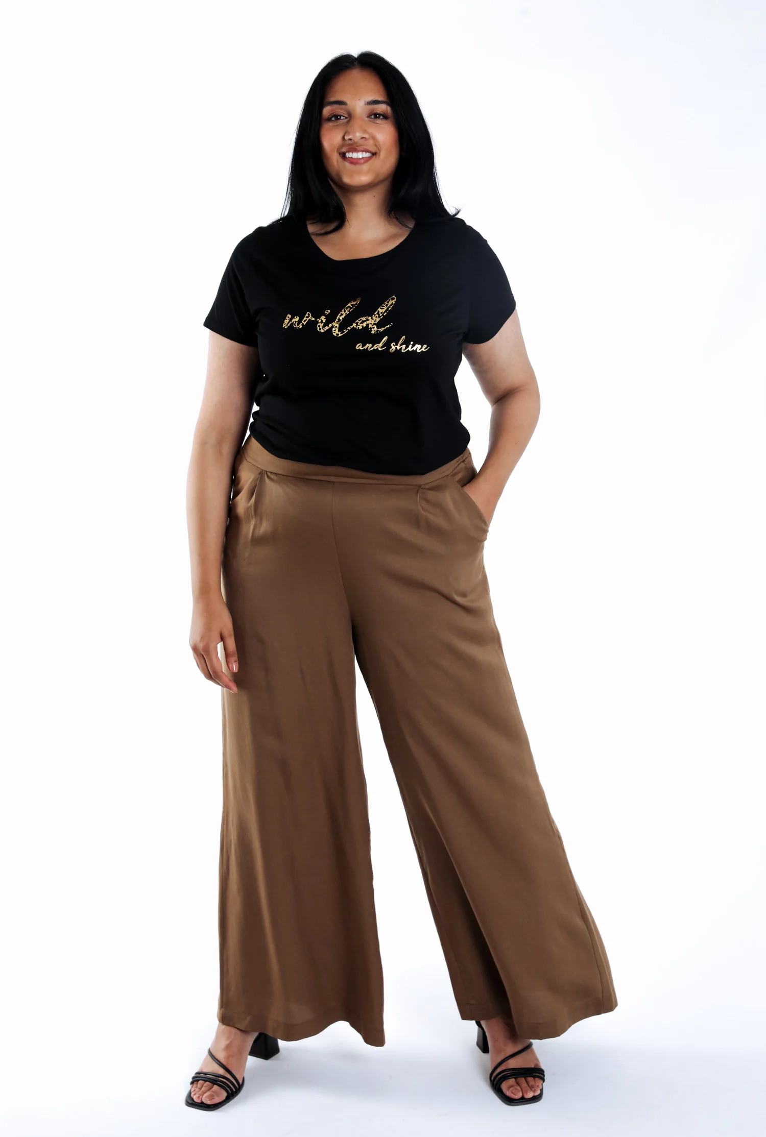 Pantalon tencel jambes larges uni