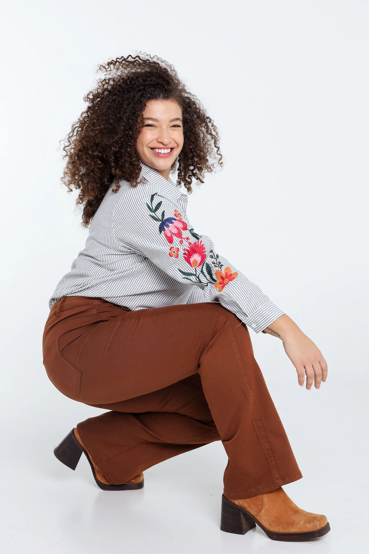 Pantalon uni en coton - Image 9