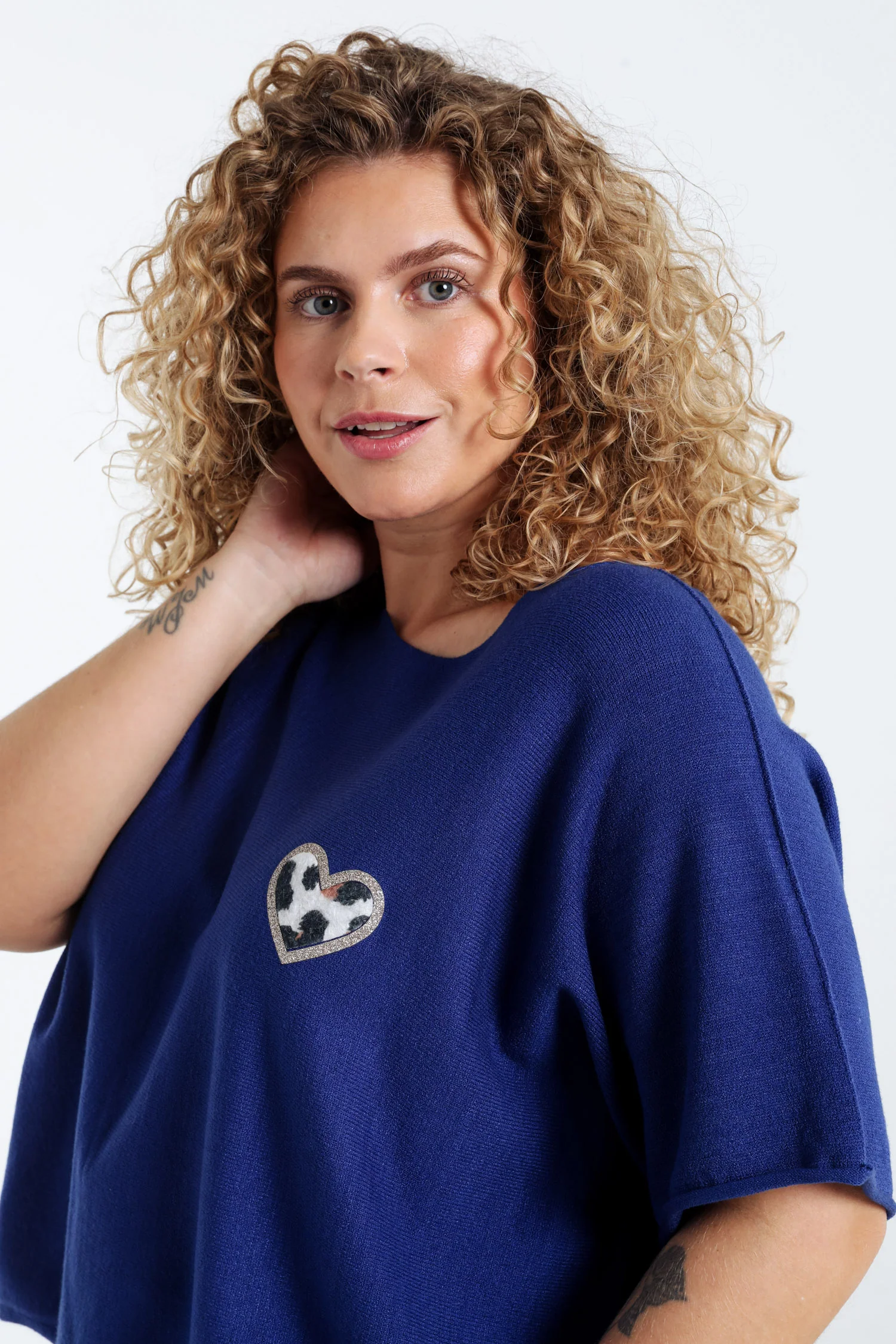 Pull cape uni avec coeur - Image 27