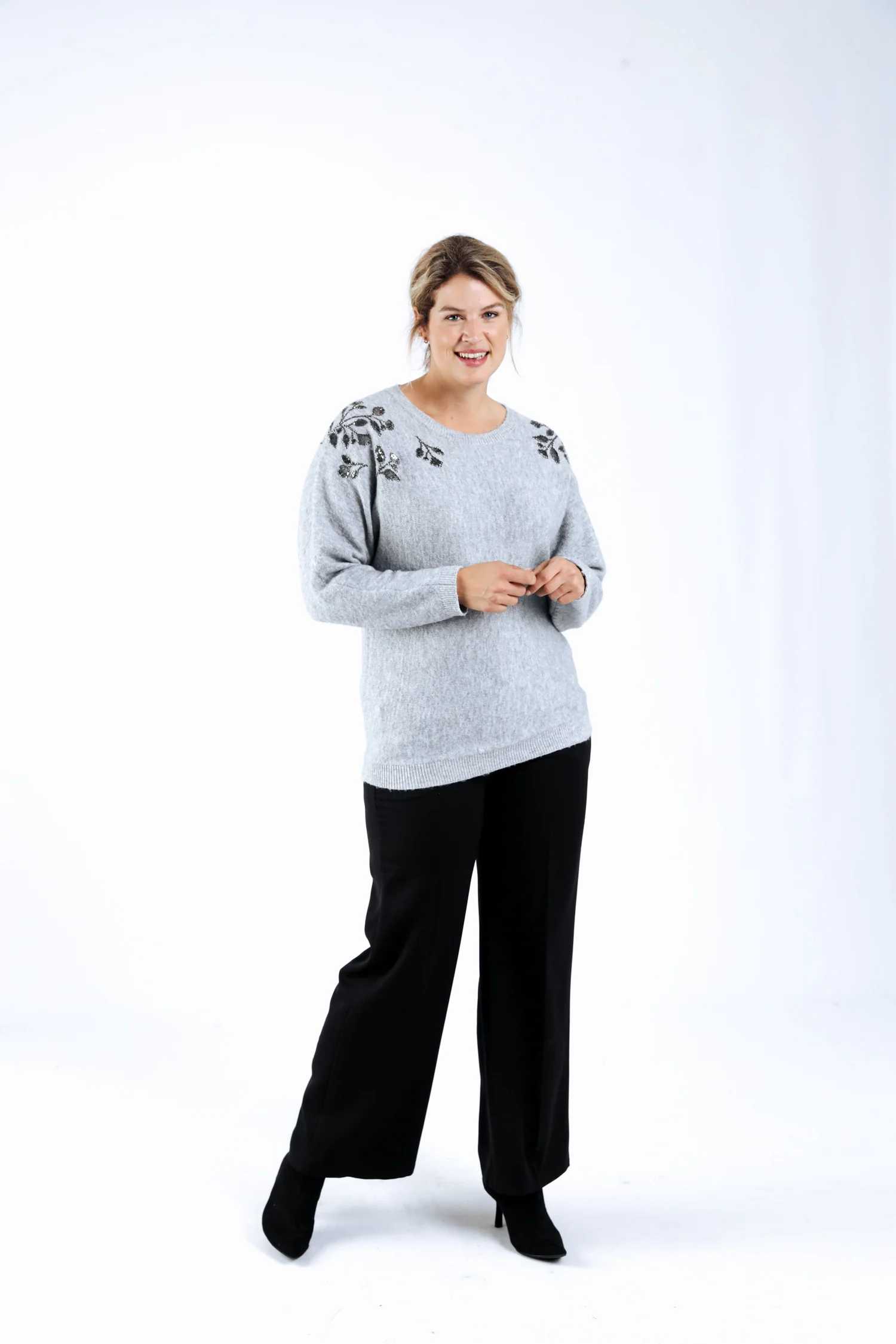 Pull uni avec broderies perlées - Image 7