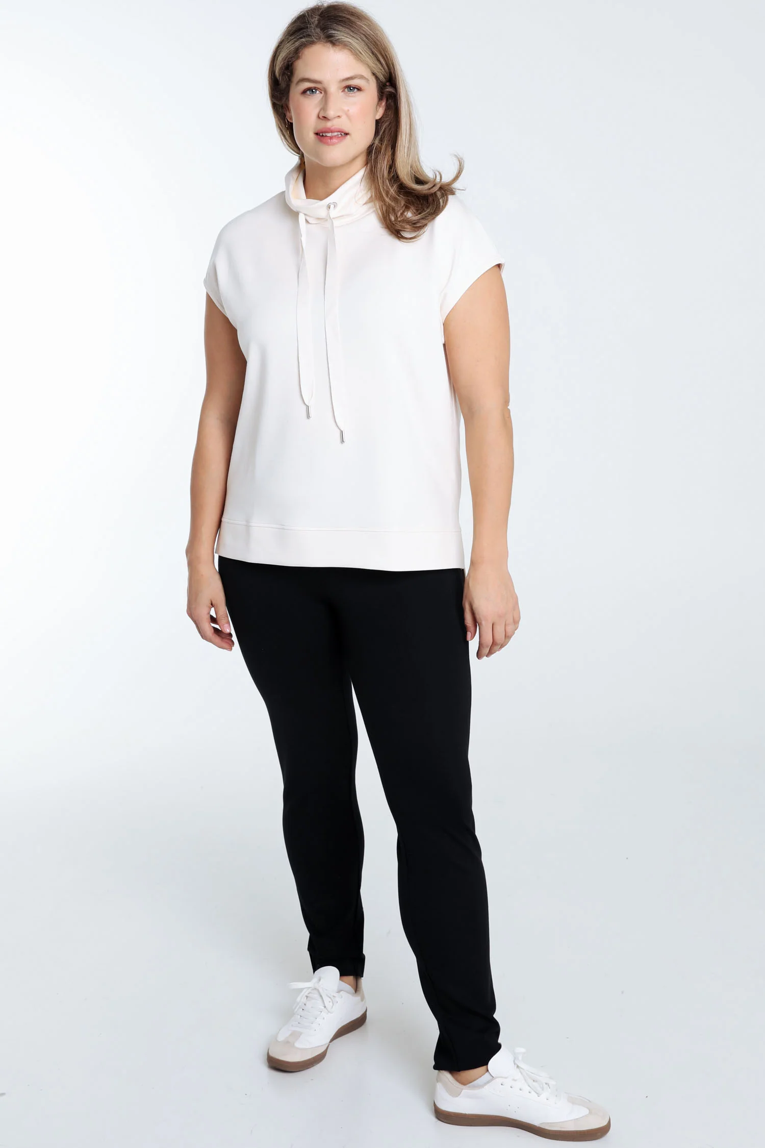 Pull uni sans manches - Image 9