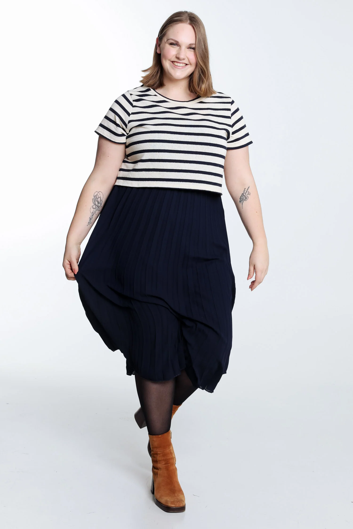 Robe 2 en 1 marinière et bas plissé - Image 9