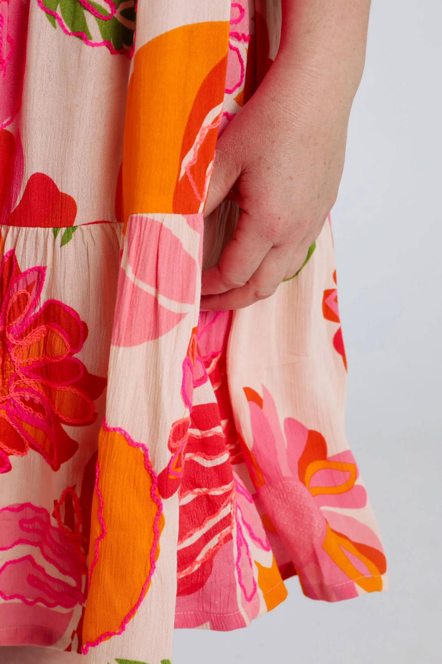 Robe courte en viscose imprimé floral - Image 6