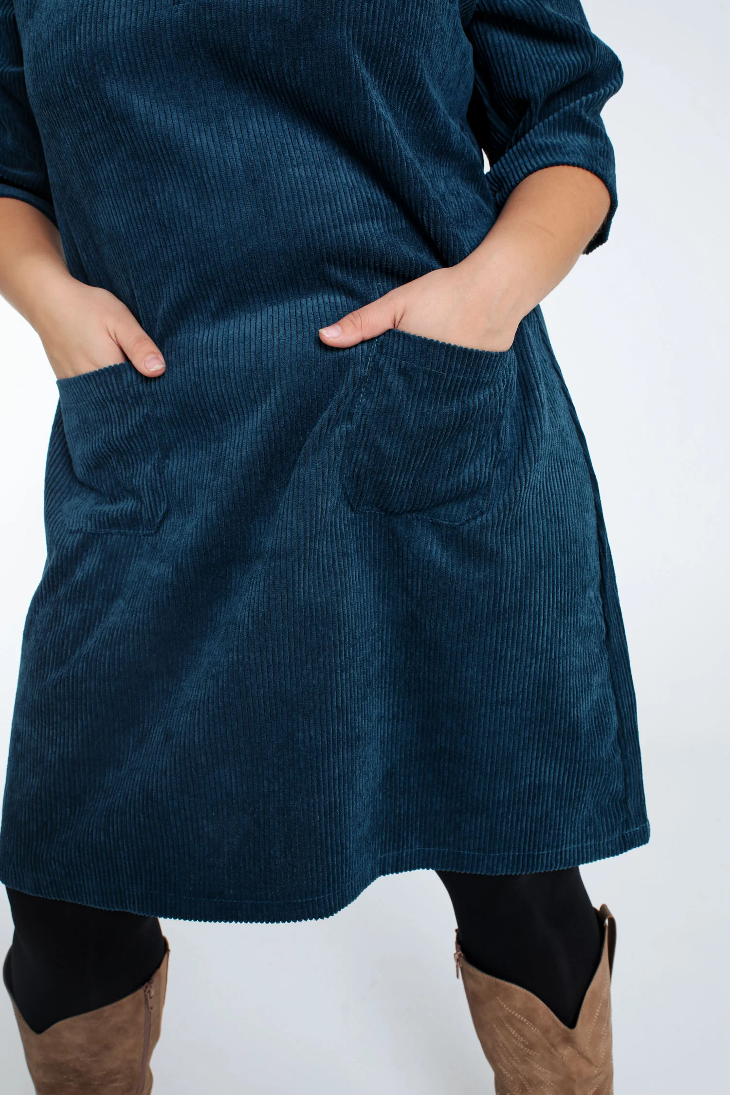 Robe courte unie en velours - Image 6
