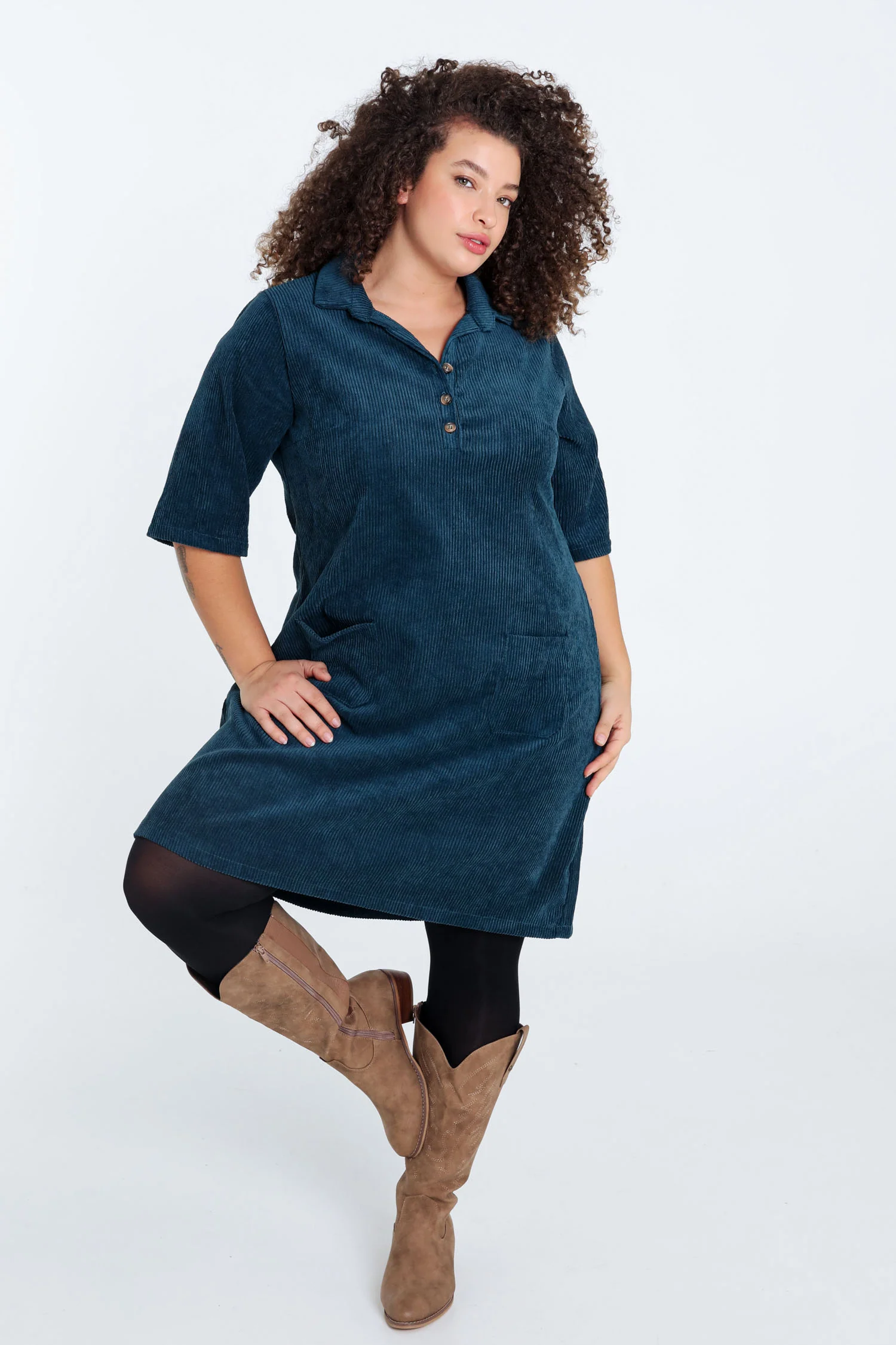 Robe courte unie en velours - Image 7