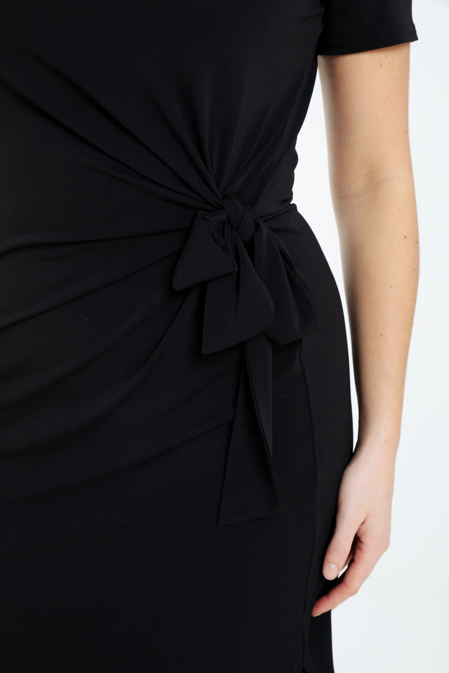 Robe en maille unie avec noeud - Image 3