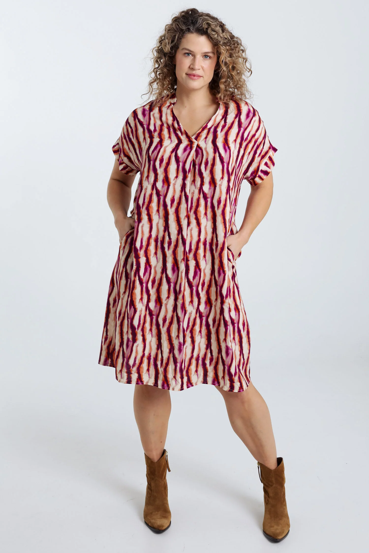 Robe en viscose imprimé ethnique - Image 8