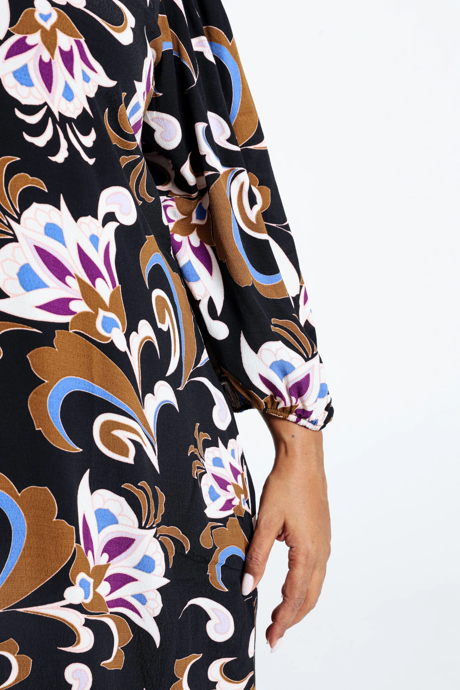 Robe house en viscose imprimé floral - Image 3