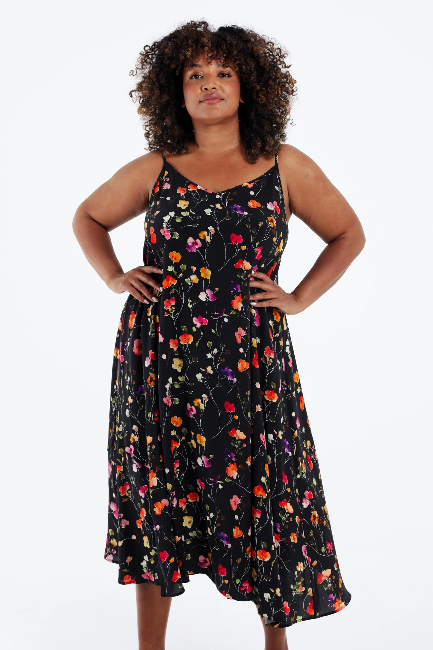 Robe longue en viscose fines bretelles imprimé floral - Image 12