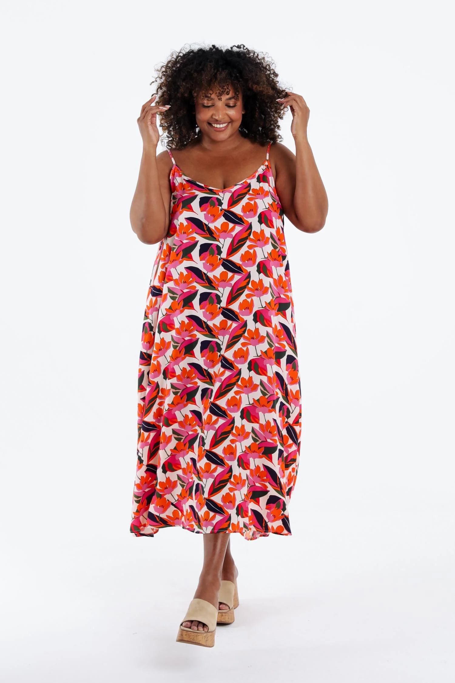 Robe longue en viscose fines bretelles imprimé floral - Image 8