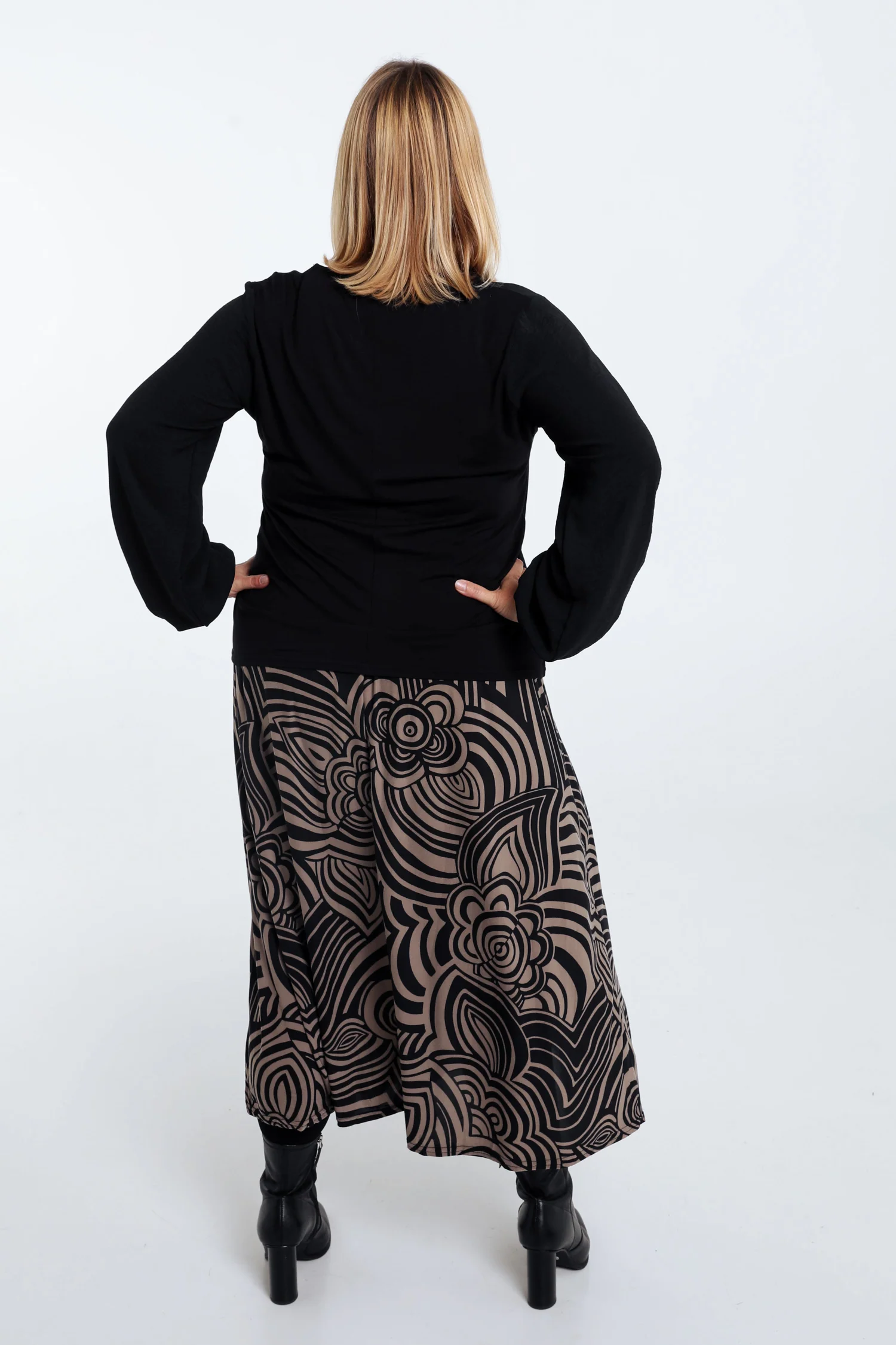 T-shirt avec lurex et bijou - Image 24