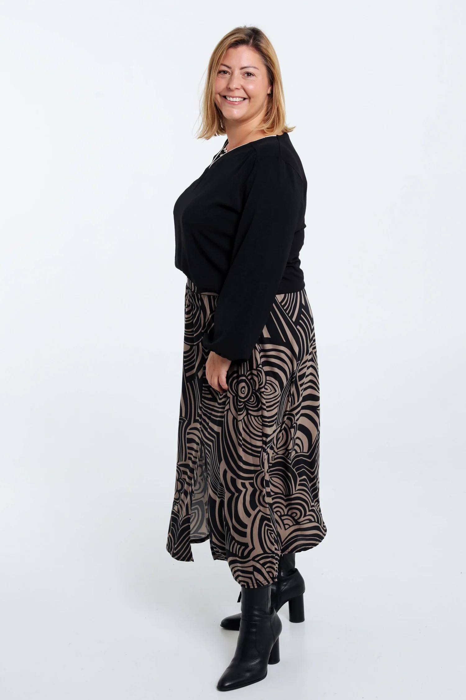 T-shirt avec lurex et bijou - Image 31