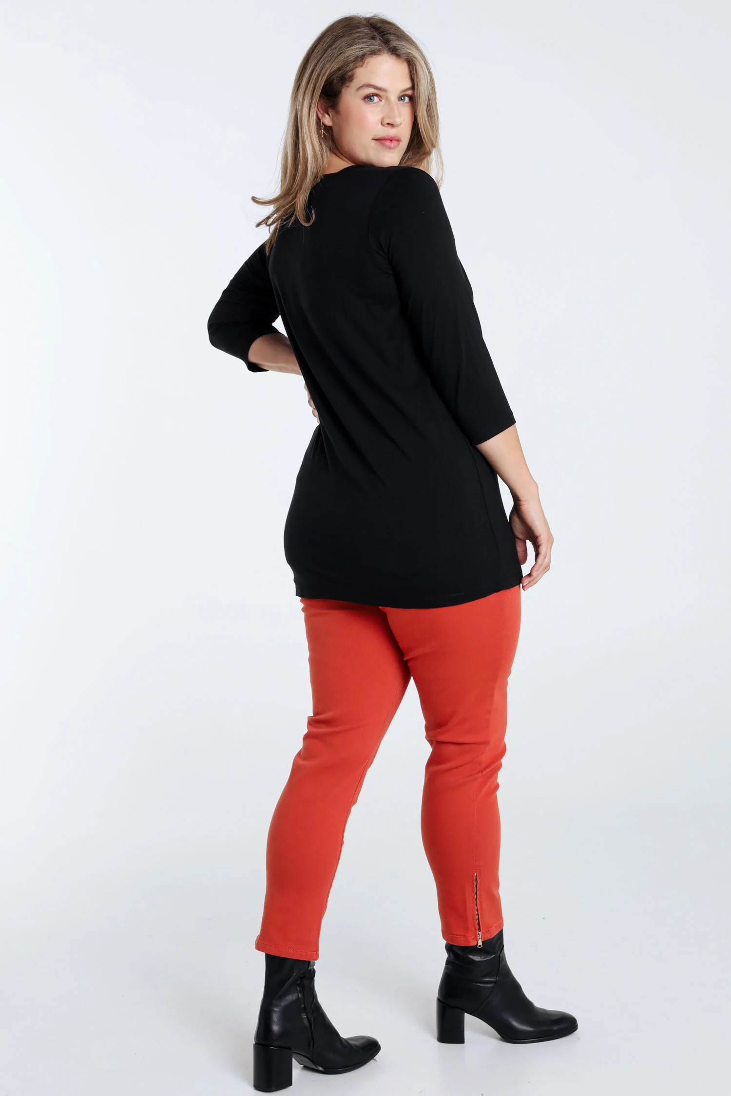 T-shirt basic uni en viscose - Image 13