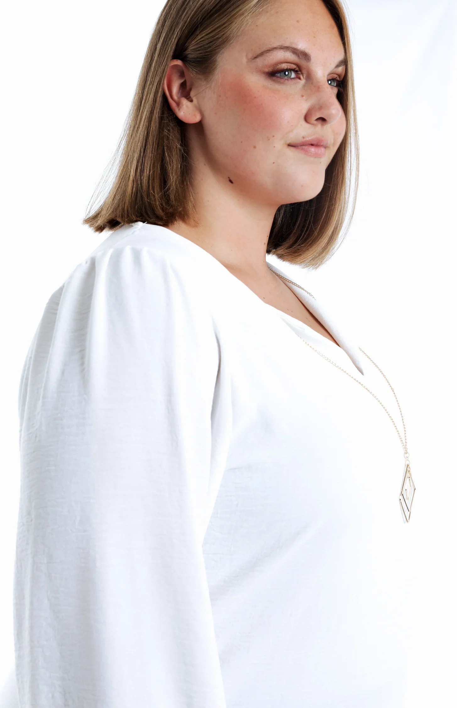 T-shirt bi-matière uni avec collier - Image 4