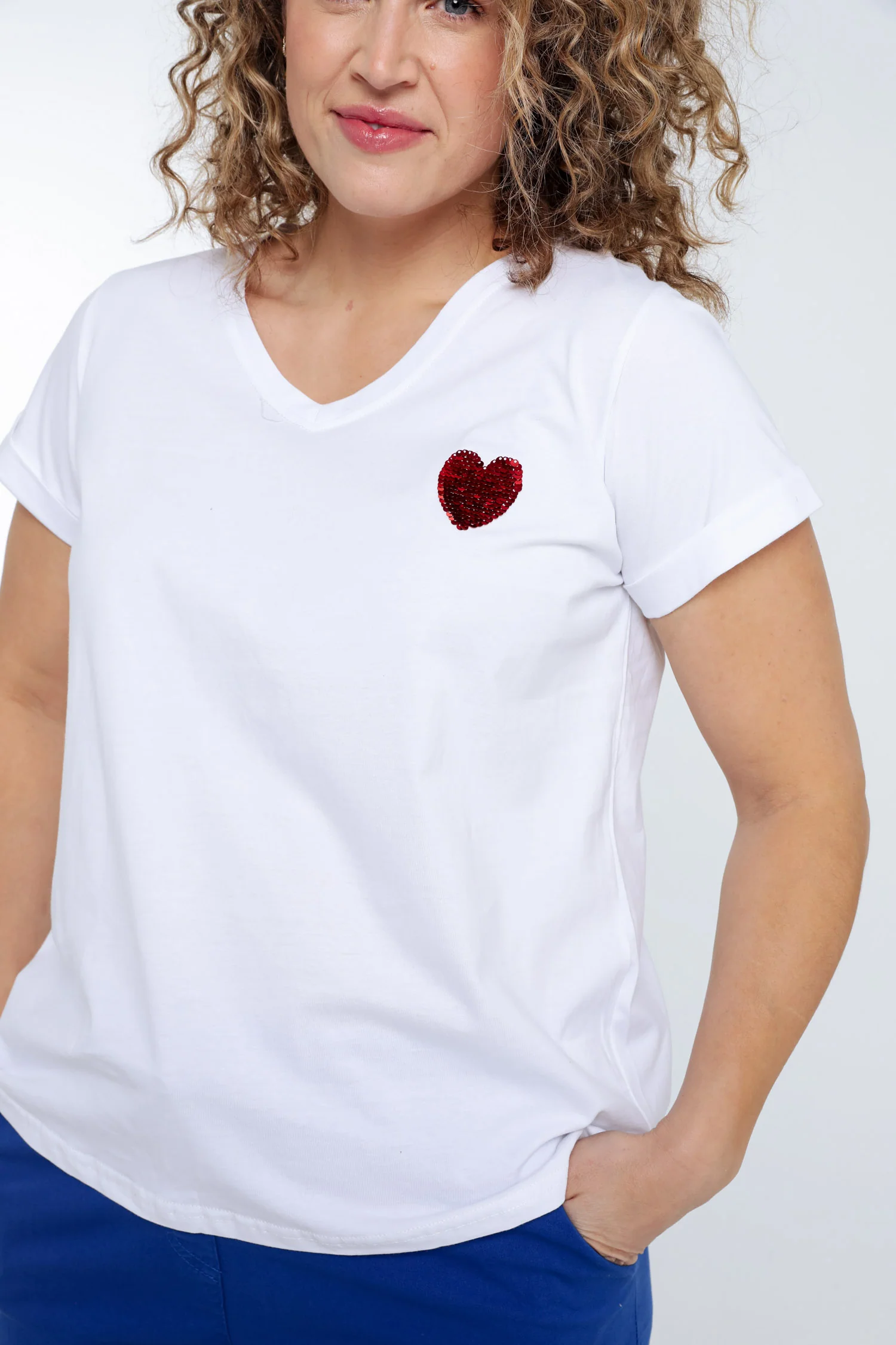 T-shirt en coton uni avec coeur en sequins - Image 6