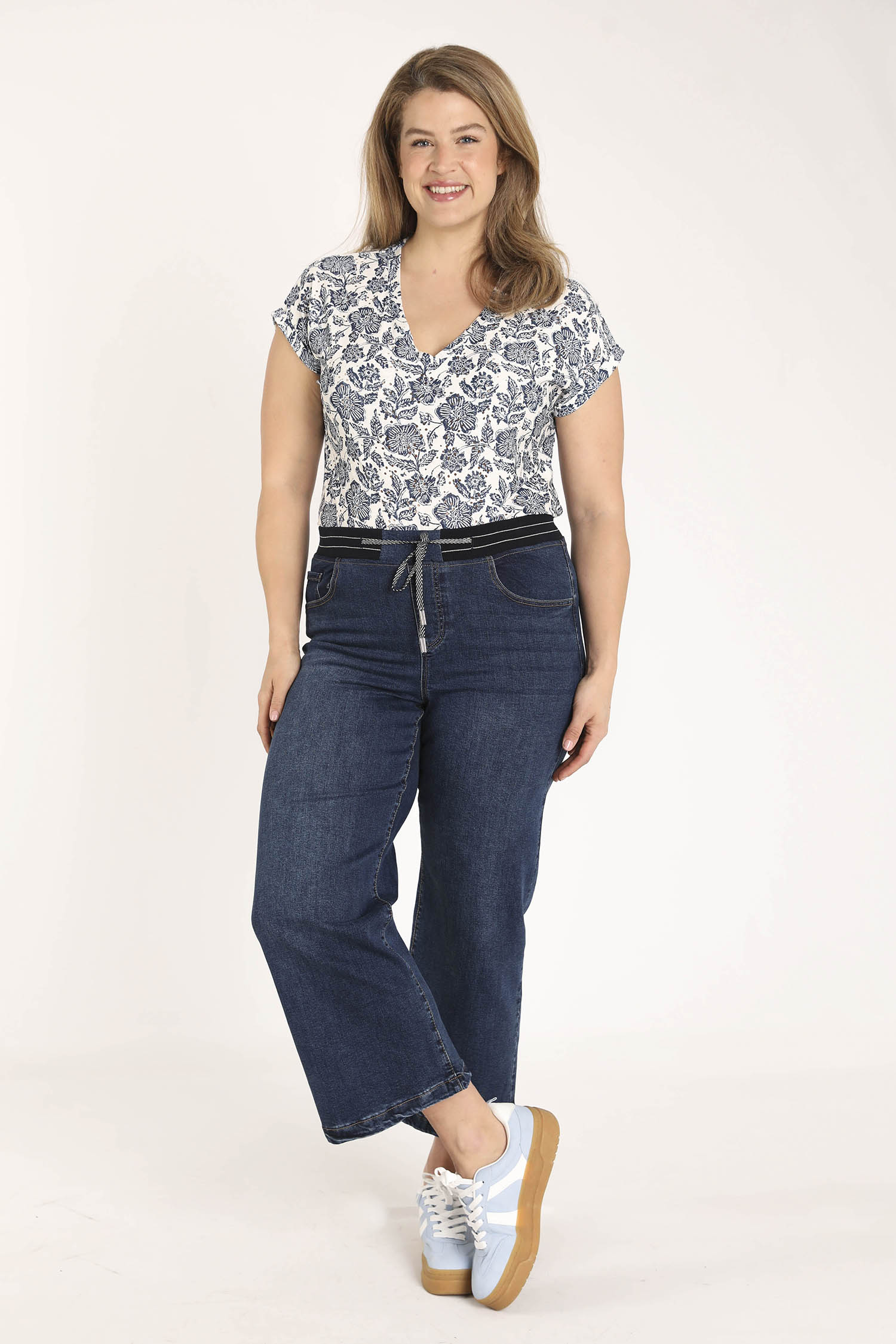 T-shirt en maille dentelle imprimé fleurs - Image 6