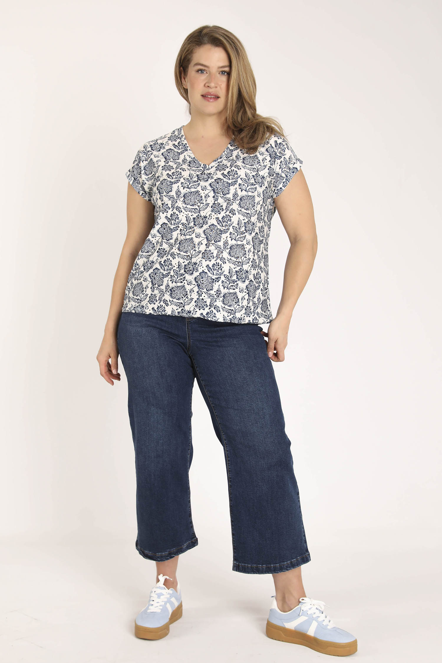 T-shirt en maille dentelle imprimé fleurs - Image 8
