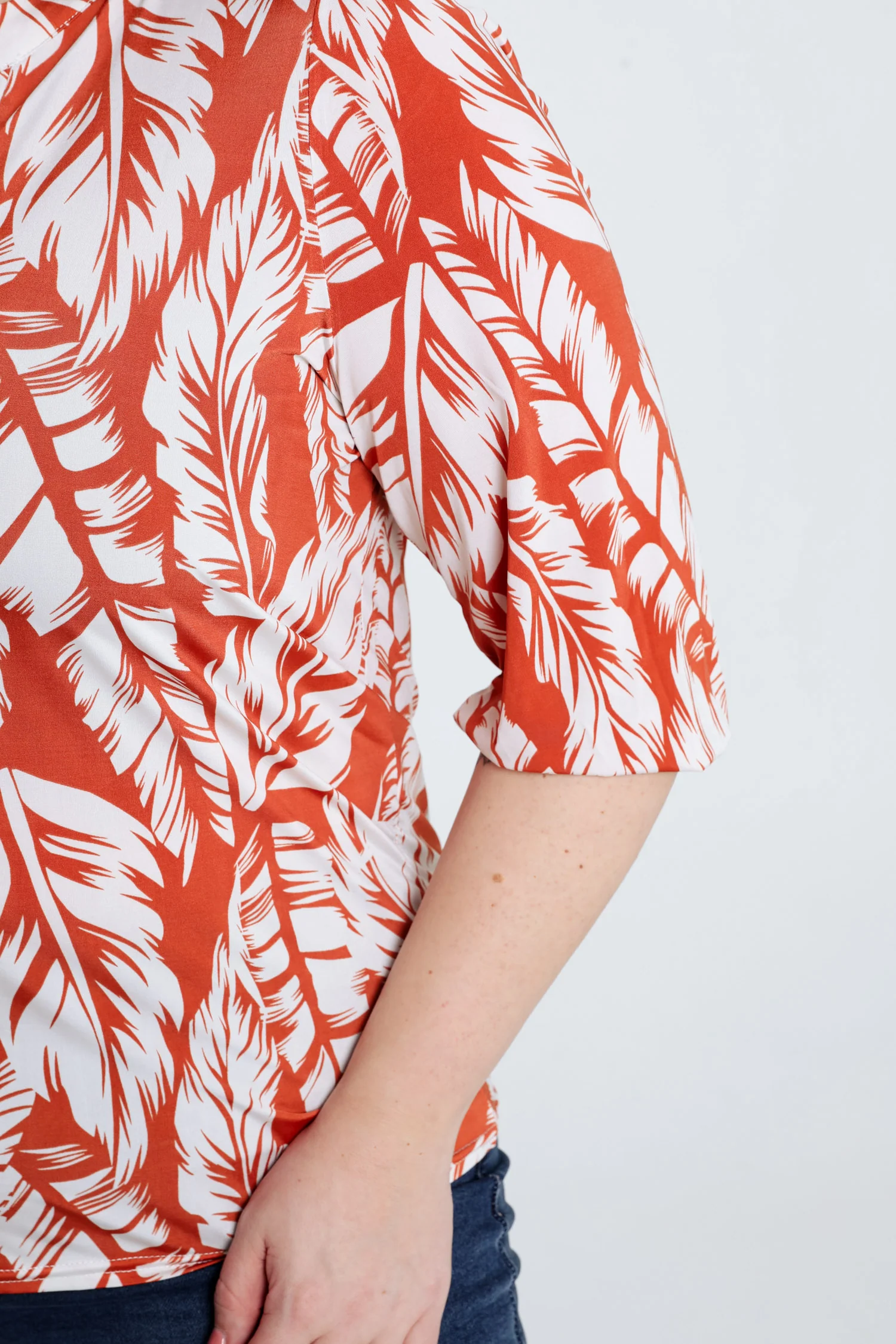 T-shirt imprimé feuilles - Image 15