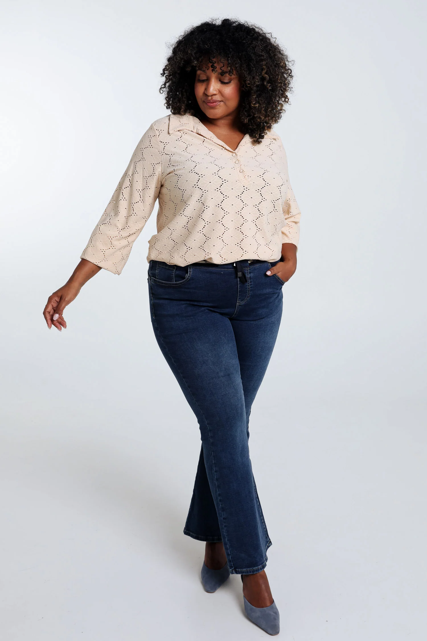 T-shirt uni ajouré - Image 19
