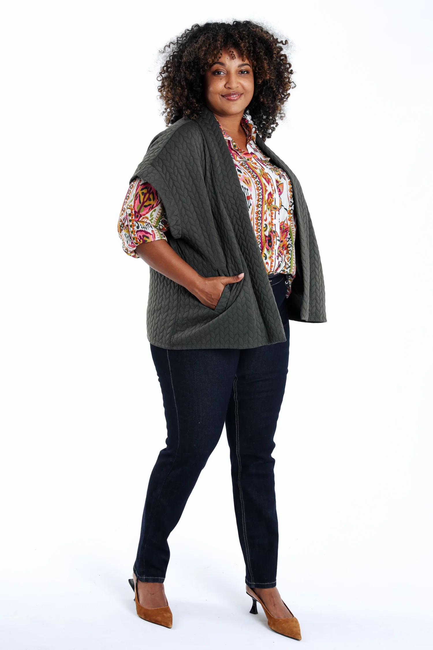 Veste sans manches unie détail tressé - Image 9